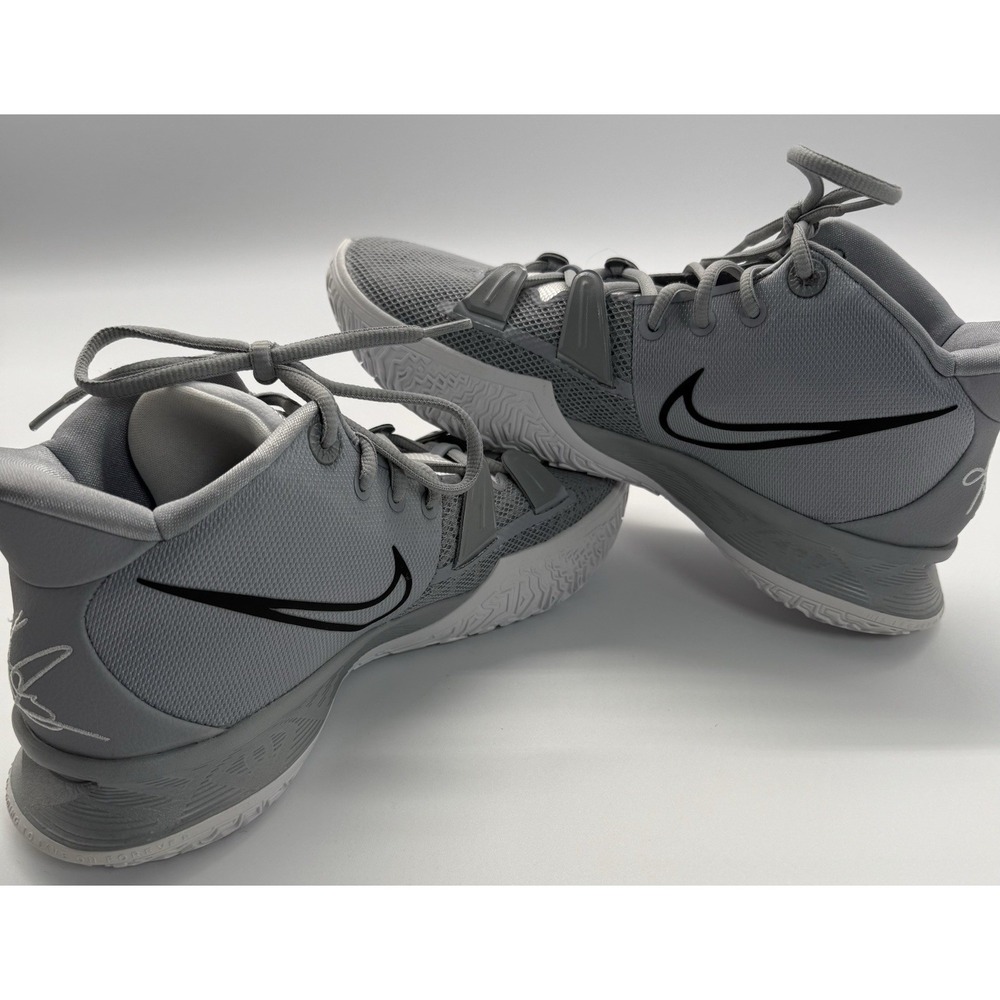 Size 10.5 Nike Kyrie 7 TB Promo Wolf Cool Grey Black Basketball Shoes DM5042-003